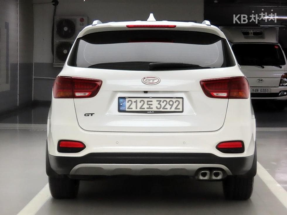 Киа The New (фейслифт) Sorento2.0 Дизел 2WD Noblesse - 3