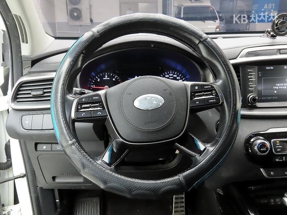 Киа The New (фейслифт) Sorento2.0 Дизел 2WD Noblesse - 7