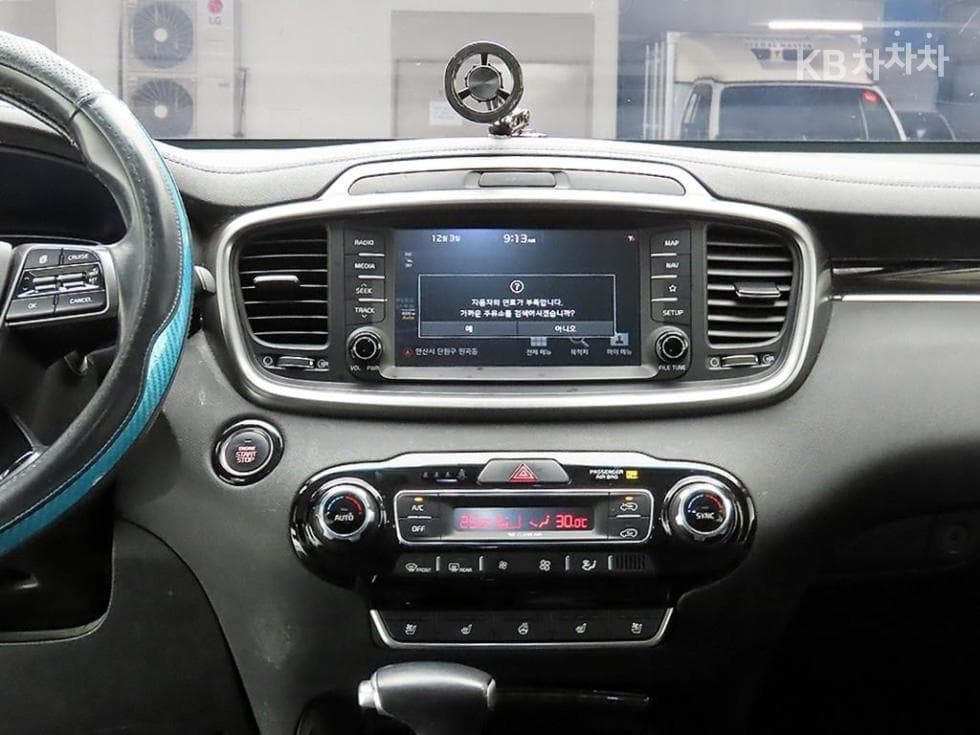 Киа The New (фейслифт) Sorento2.0 Дизел 2WD Noblesse - 9