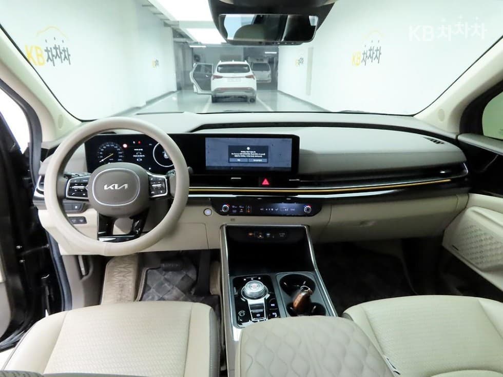 Kia The New (facelift) Carnival 4th generationD2.2 7-seater (Limousine) Signature - 6