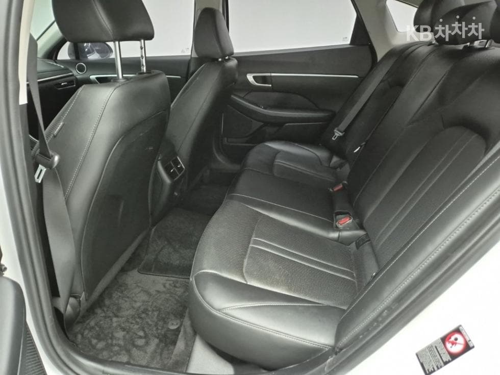 Хюндай Соната (DN8)2.0 LPG Рент-а-кар Смарт - 12