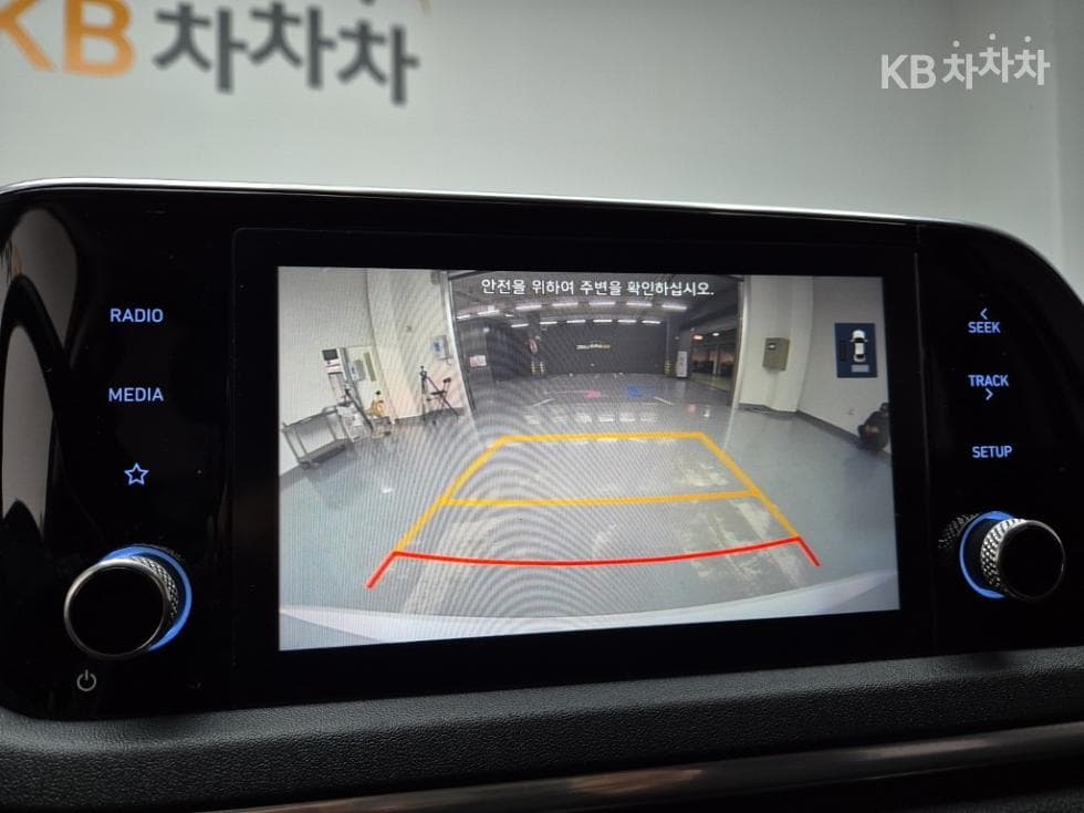 Хюндай Соната (DN8)2.0 LPG Рент-а-кар Смарт - 14