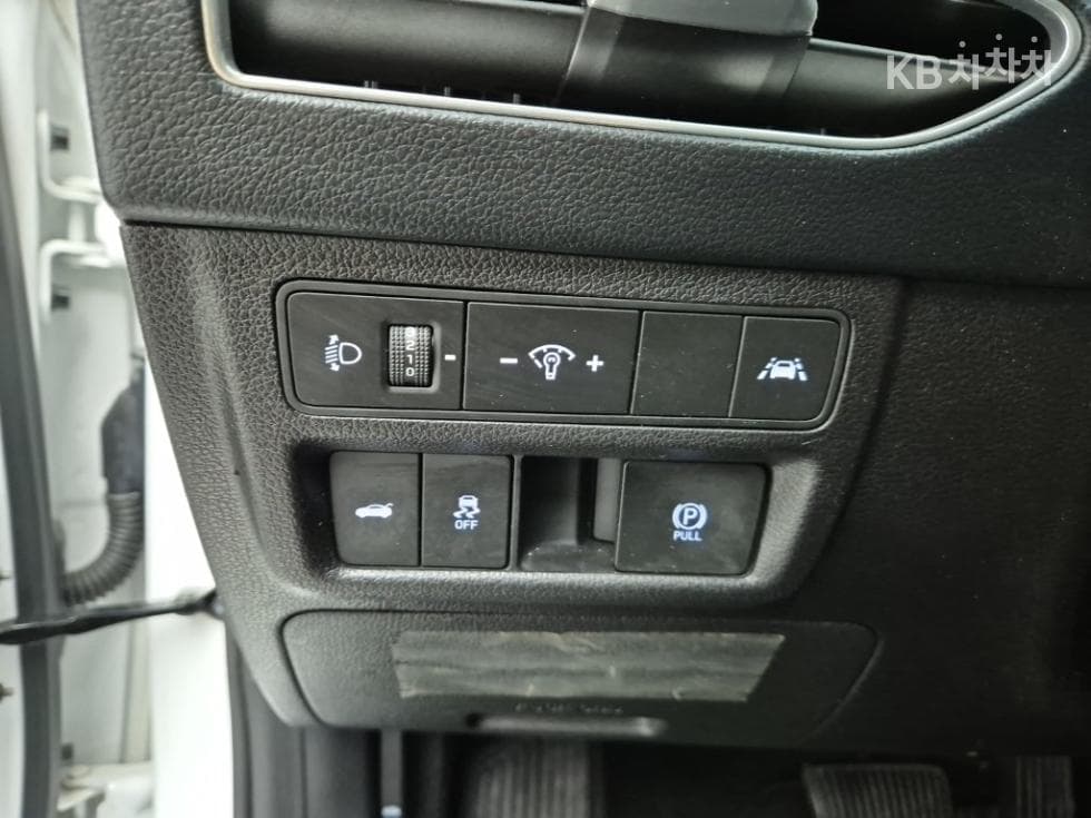 Хюндай Соната (DN8)2.0 LPG Рент-а-кар Смарт - 17