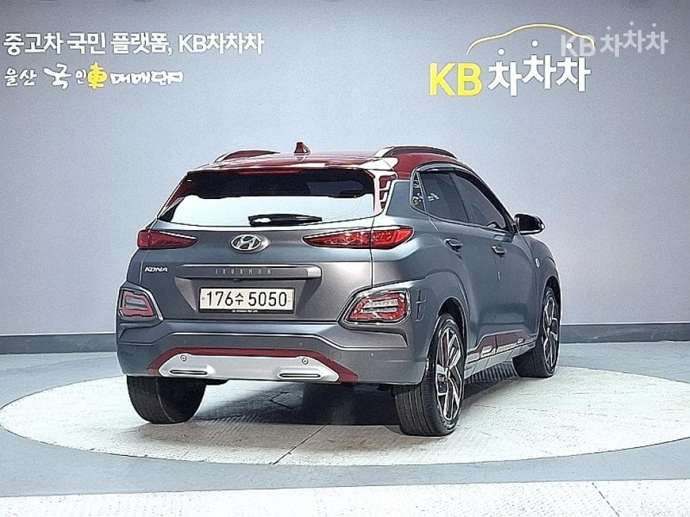 Хюндай Kona1.6 Турбо 아이언맨 에디션 - 2