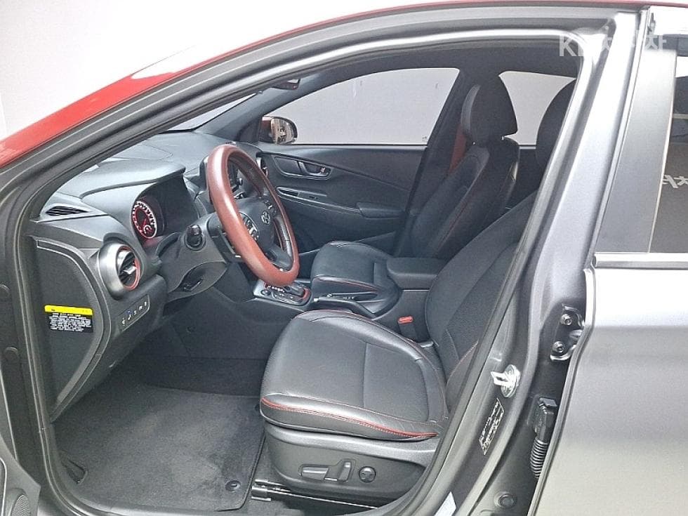 Хюндай Kona1.6 Турбо 아이언맨 에디션 - 10