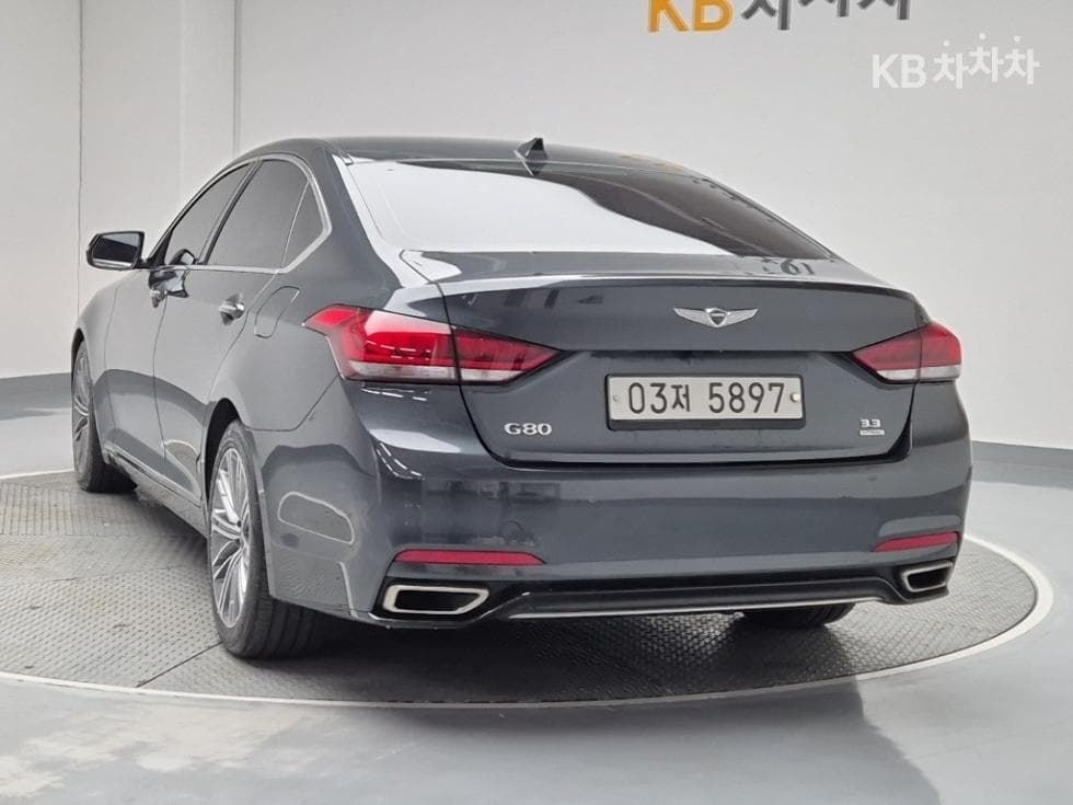 Genesis G803.8 GDI AWD Luxury - 2