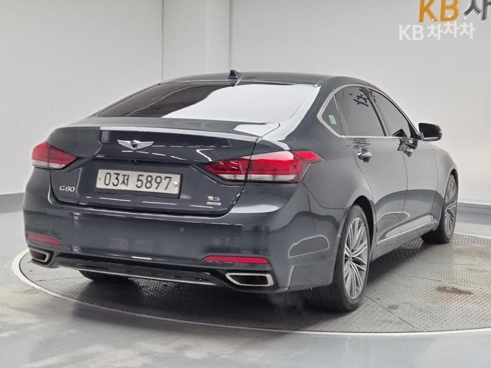 Genesis G803.8 GDI AWD Luxury - 3
