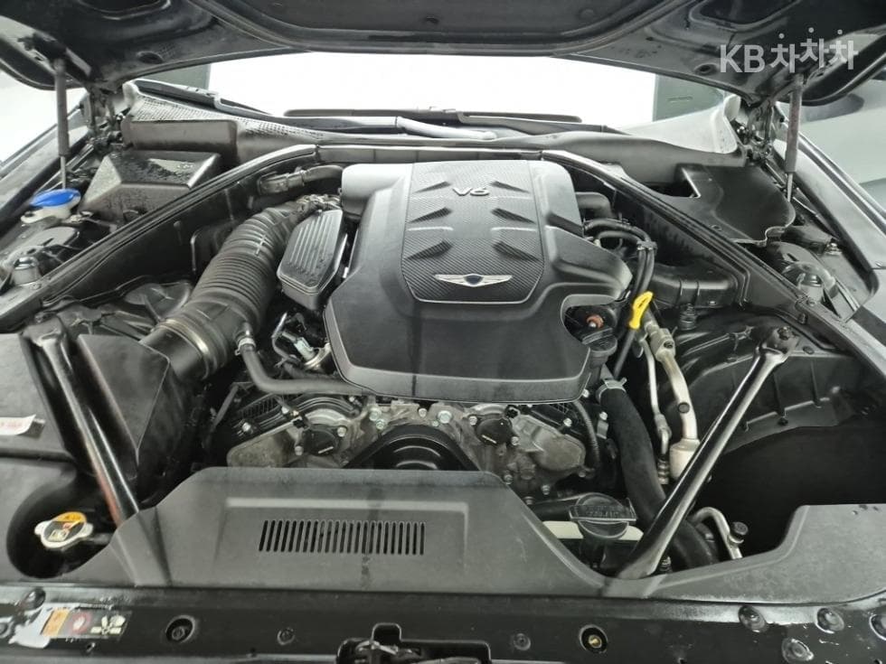 Genesis G803.8 GDI AWD Luxury - 5