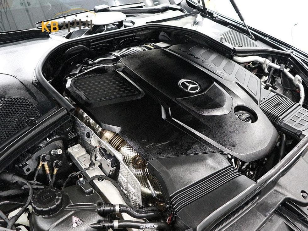 Mercedes-Benz S-Class W223S400d 4Matic Standard - 12