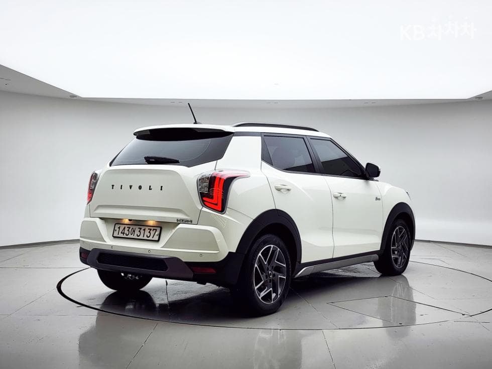 КейДжи Мобилити The New (фейслифт) Тиволи1.5 Турбо Бензин Директ Инжекция AWD V7 - 2