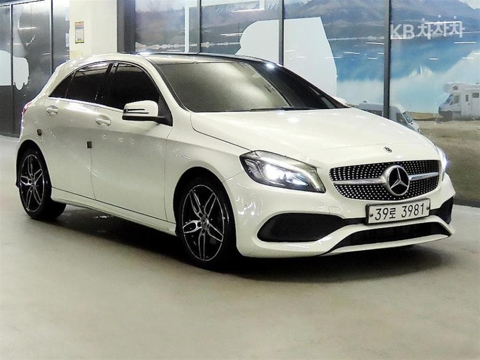 Mercedes-Benz A클래스 A200 W176 - Image 1