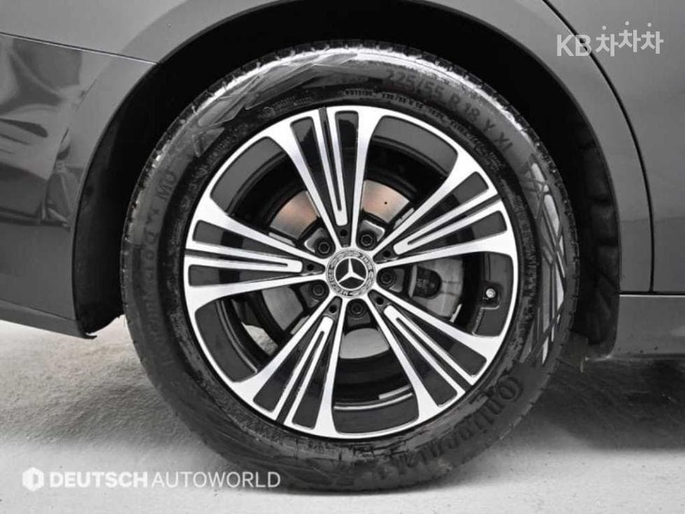 Mercedes-Benz E-클래스 (W214)E200 Avantgrade - 5