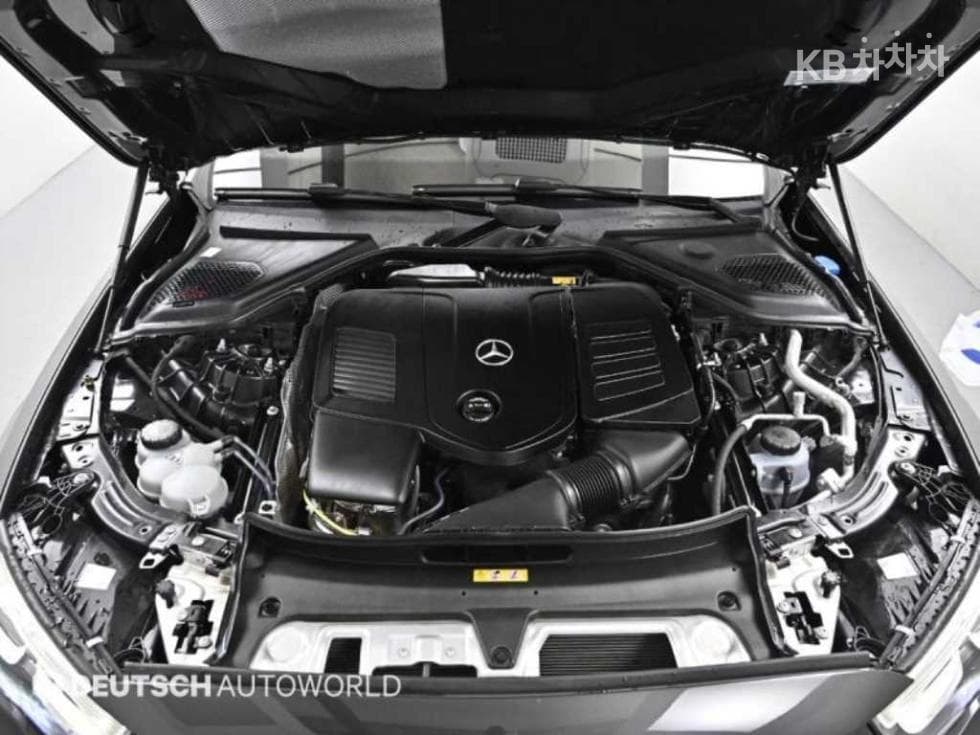 Mercedes-Benz E-클래스 (W214)E200 Avantgrade - 6