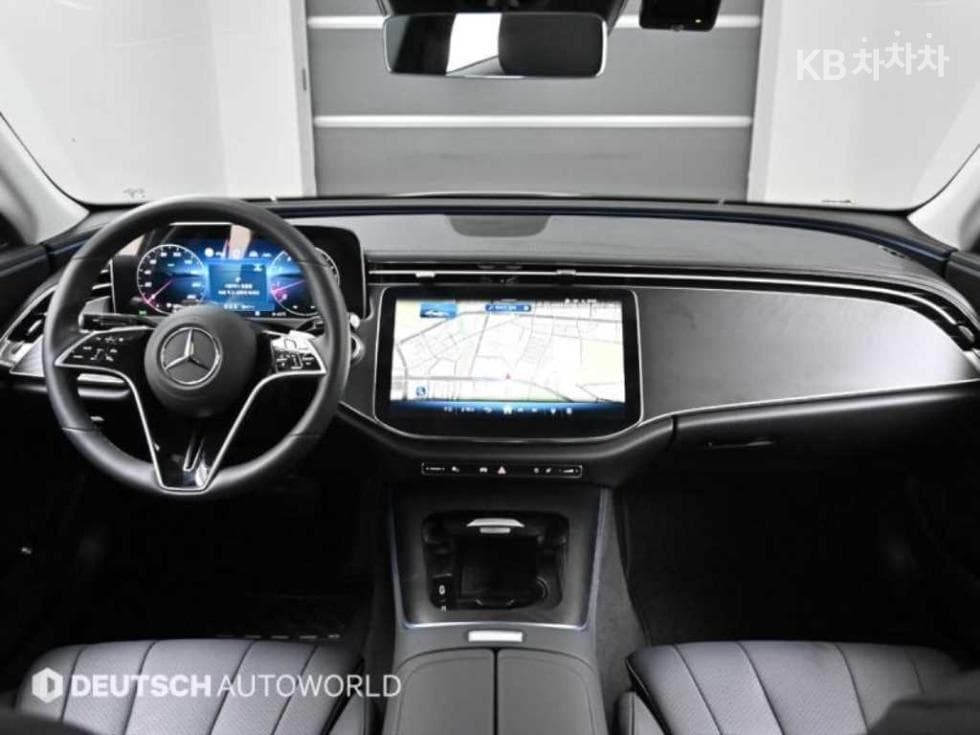 Mercedes-Benz E-클래스 (W214)E200 Avantgrade - 7