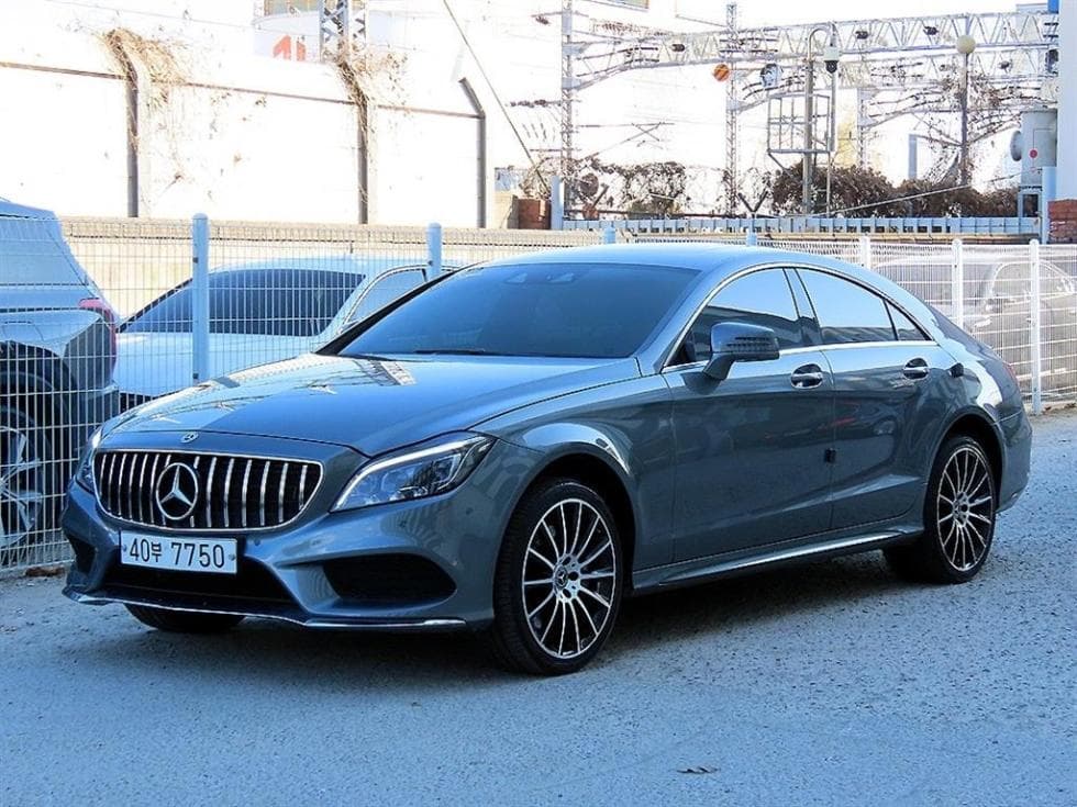 Mercedes-Benz CLS클래스(W218) CLS 400 AMG Line (W218) - Image 1