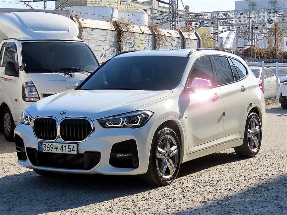 BMW X1 (F48) xDrive 20i M Sport Package - Image 1
