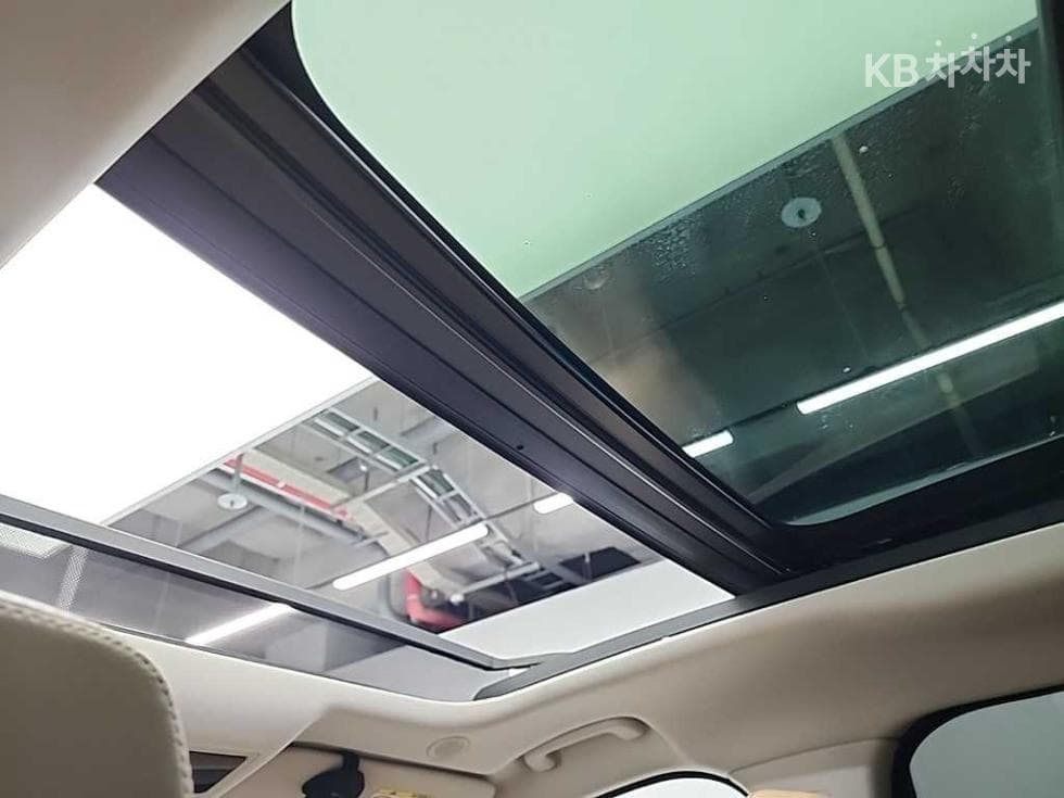 Jaguar F-PACED200 SE - 14