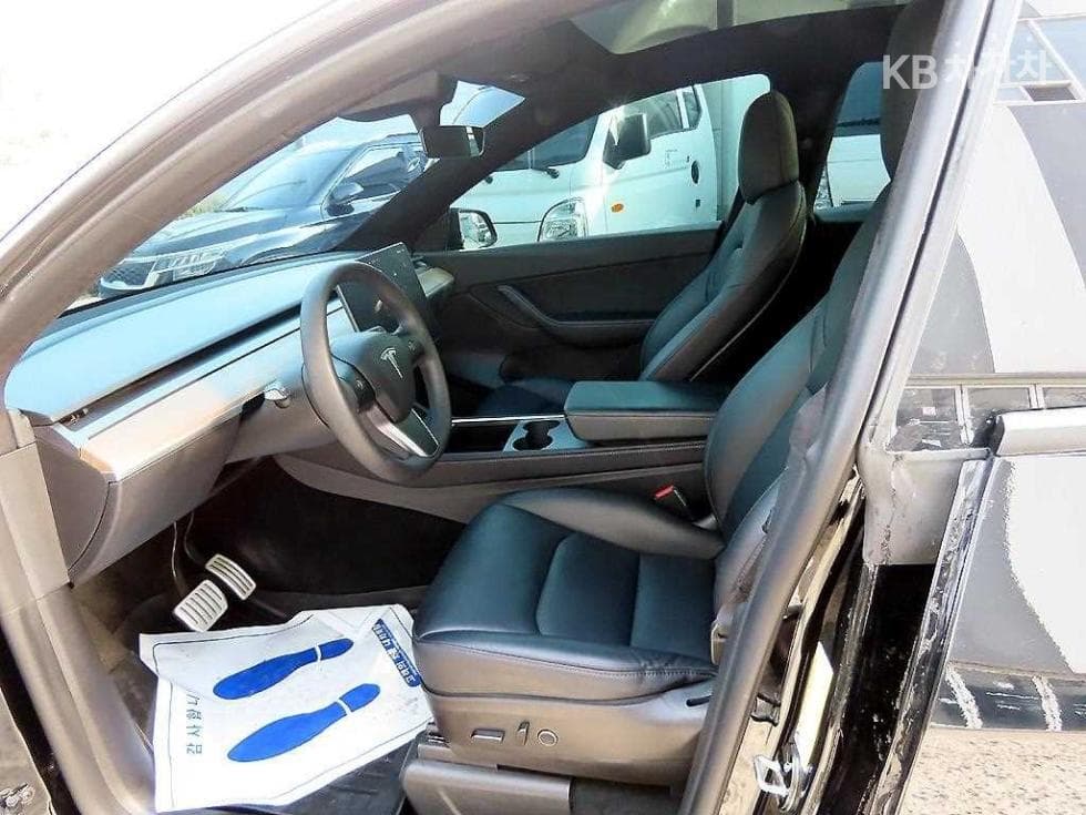 테슬라 Model YPerformance - 5