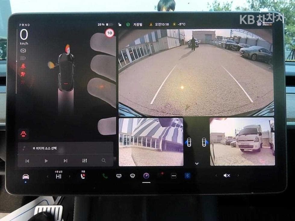 테슬라 Model YPerformance - 14