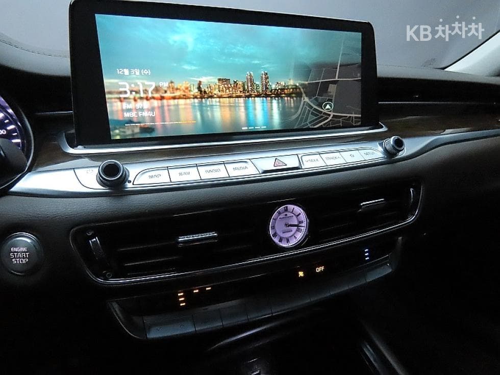 Kia 더 K93.8 GDI AWD 플래티넘Ⅱ - 17