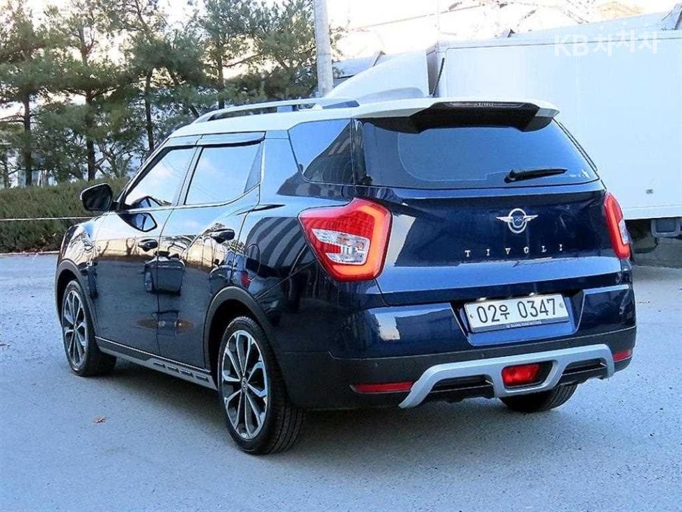 КейДжи Мобилити Тиволи Air2WD RX Plus 패키지 - 3