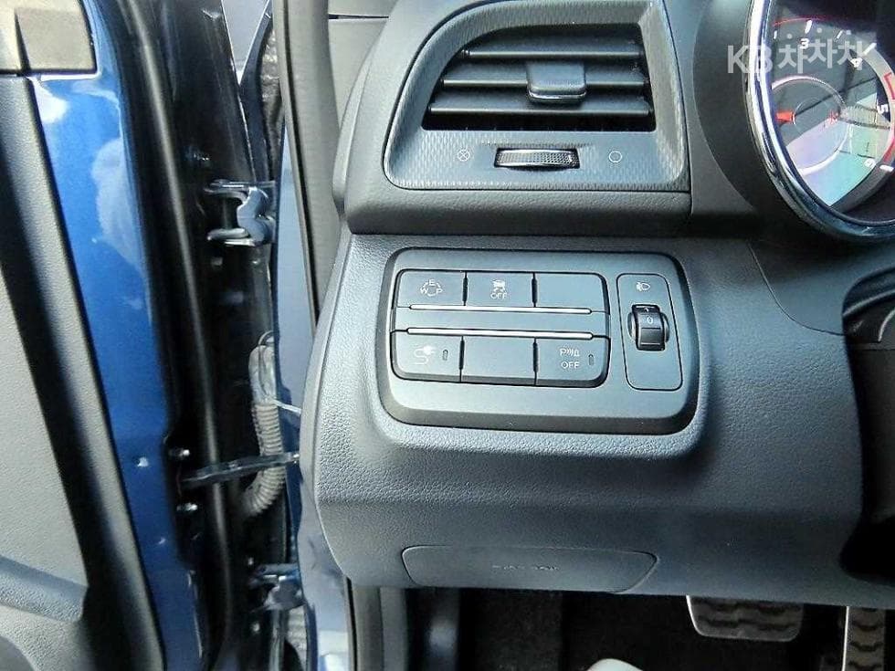 КейДжи Мобилити Тиволи Air2WD RX Plus 패키지 - 12