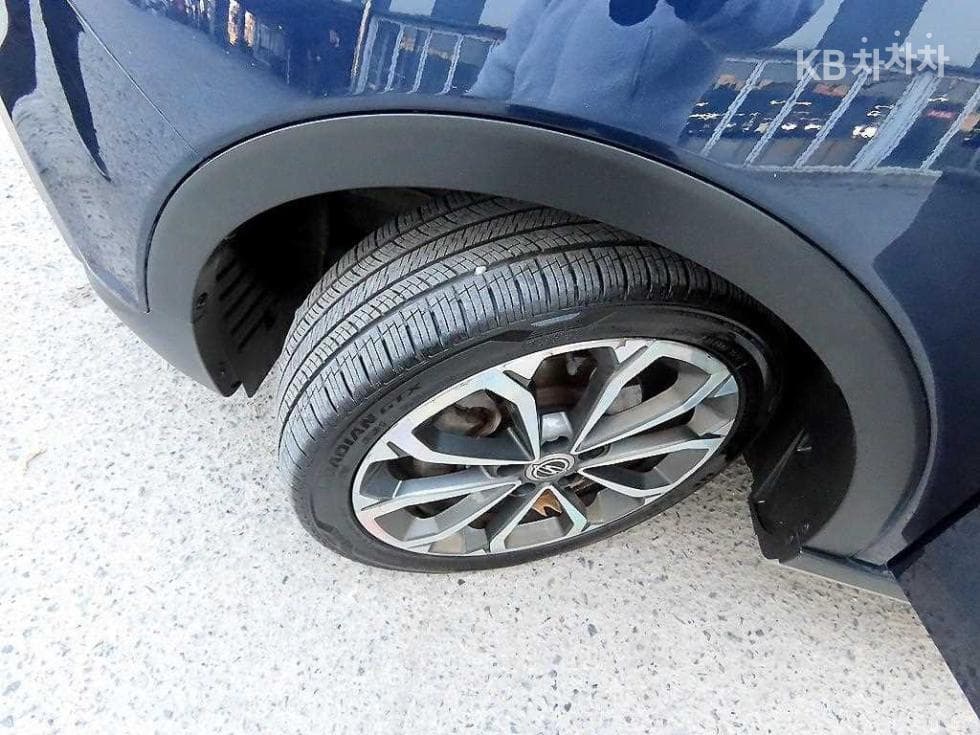 КейДжи Мобилити Тиволи Air2WD RX Plus 패키지 - 19