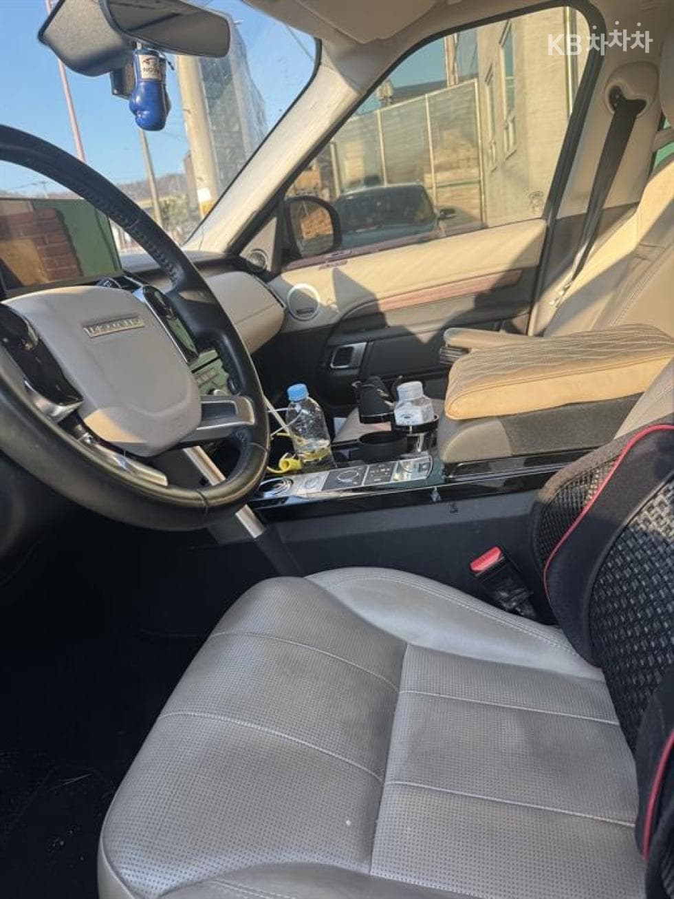 Land Rover 디스커버리53.0 SD6 HSE - 11