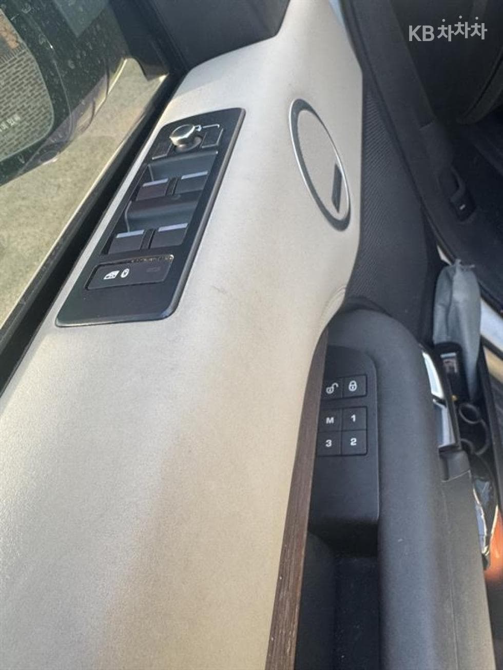 Land Rover 디스커버리53.0 SD6 HSE - 12