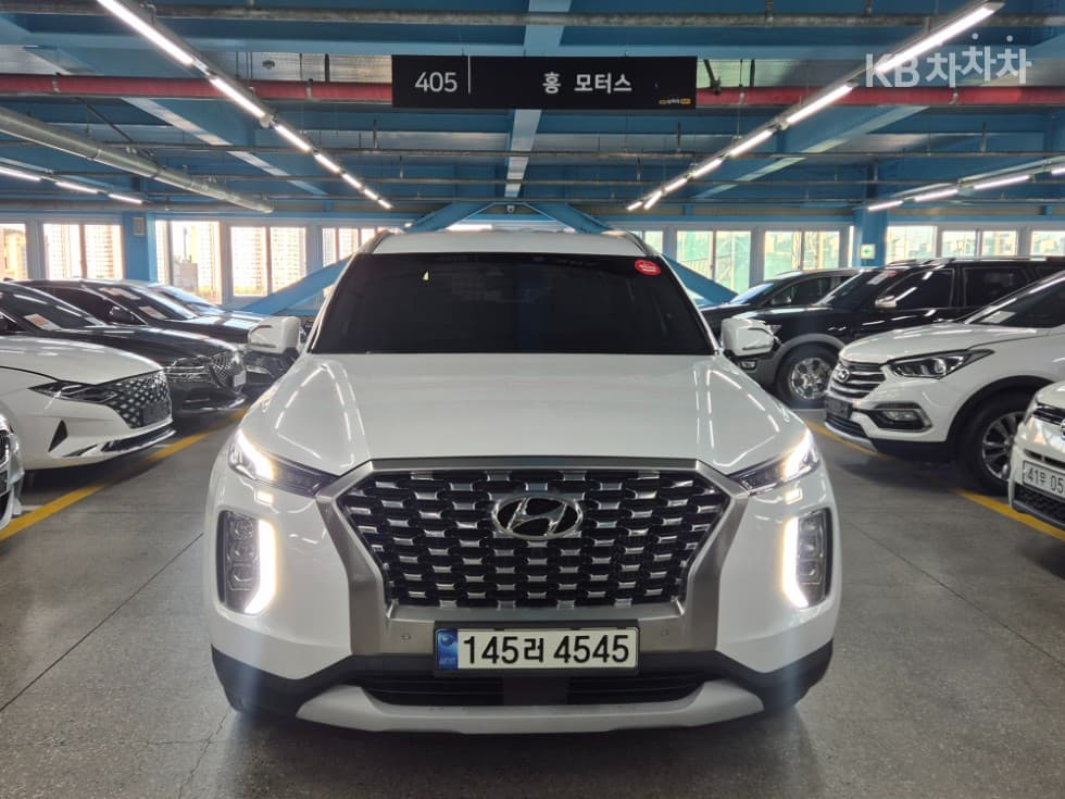 Хюндай Palisade2.2 Дизел 7-местен (Лимузин) Престиж