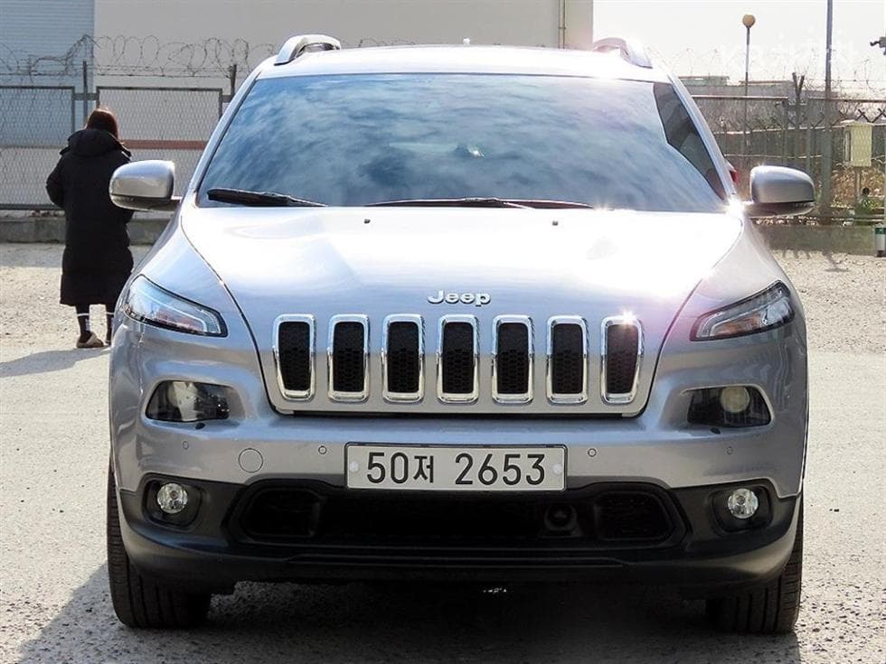 지프 체로키2.4 론지튜드 하이