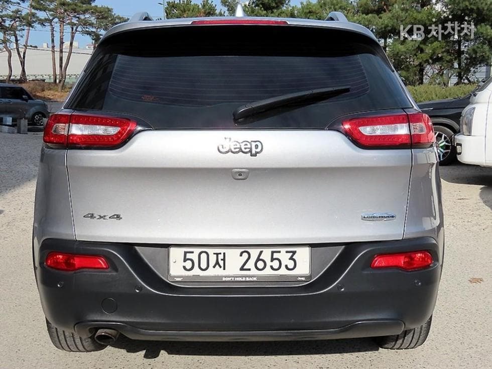 지프 체로키2.4 론지튜드 하이 - 4