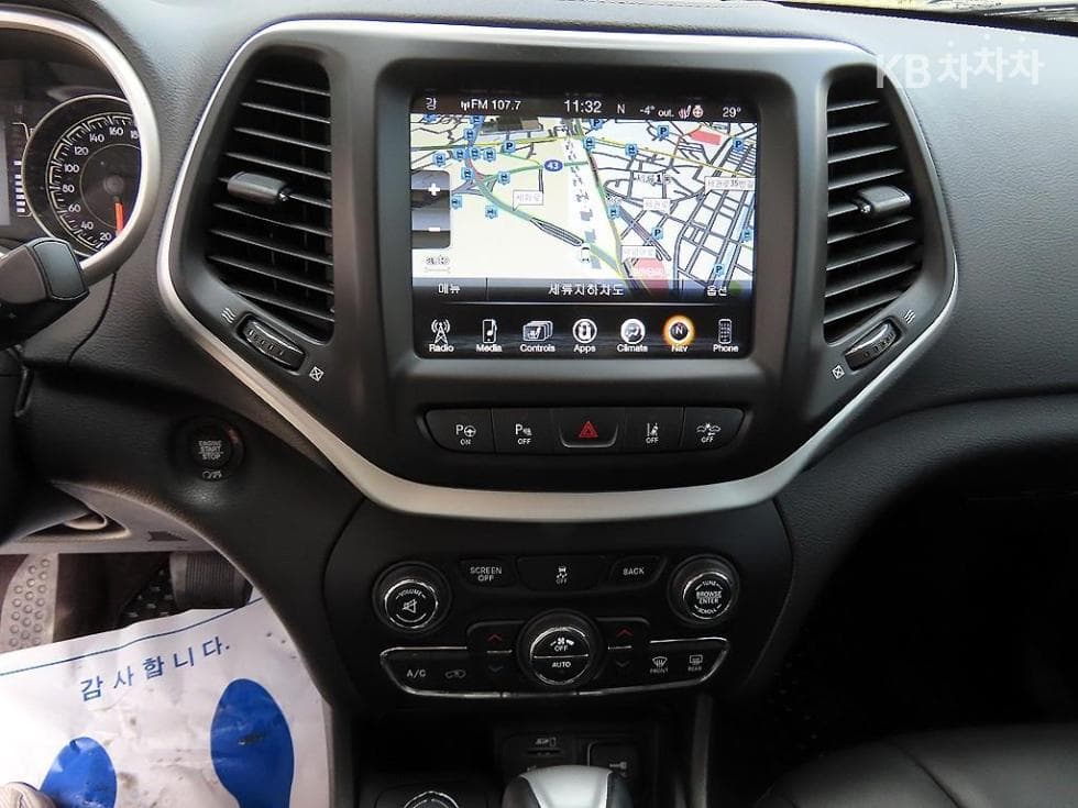 지프 체로키2.4 론지튜드 하이 - 12