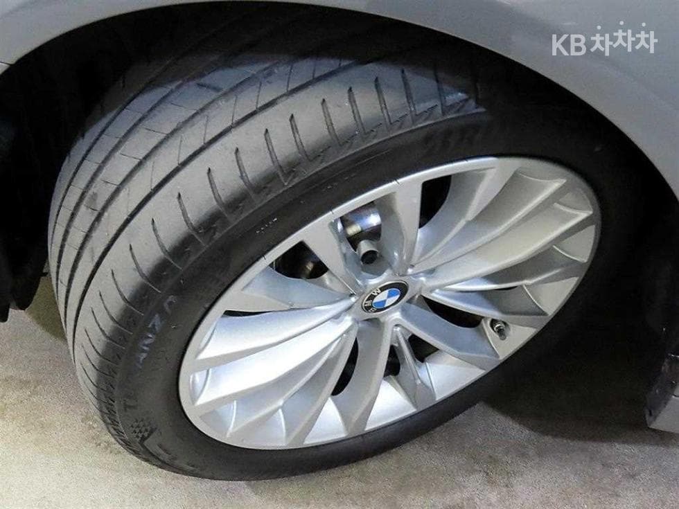 BMW 올New5 Series (G30)520i Luxury - 20