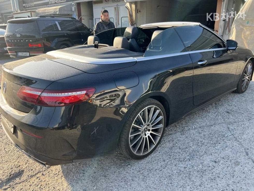 Mercedes-Benz E-Клас (W213)E400 Cabriolet - 2