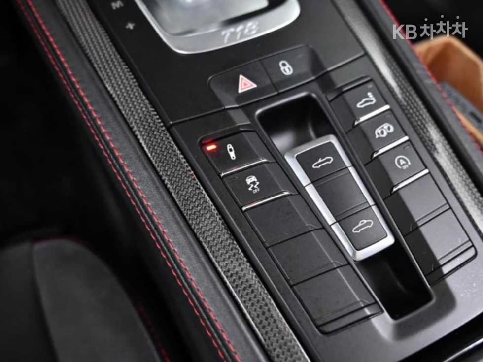 Porsche 718 박스터2.5 GTS - 18