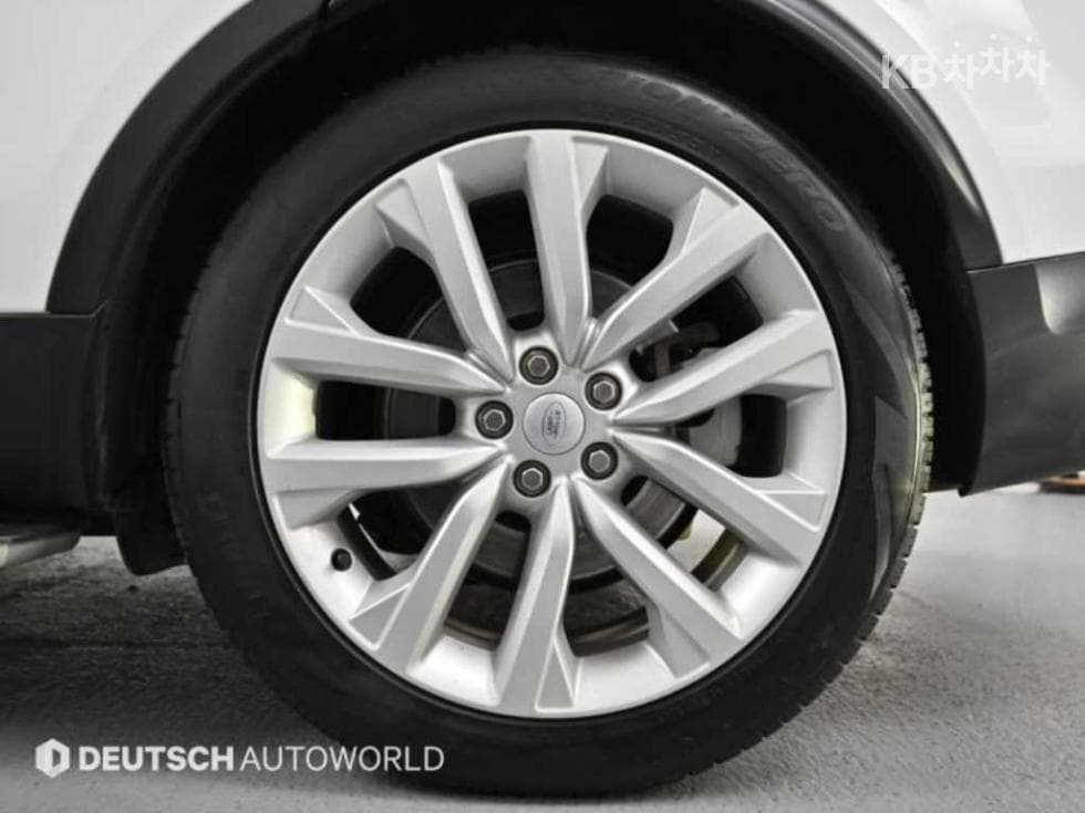 Land Rover 디스커버리5D250 SE - 5