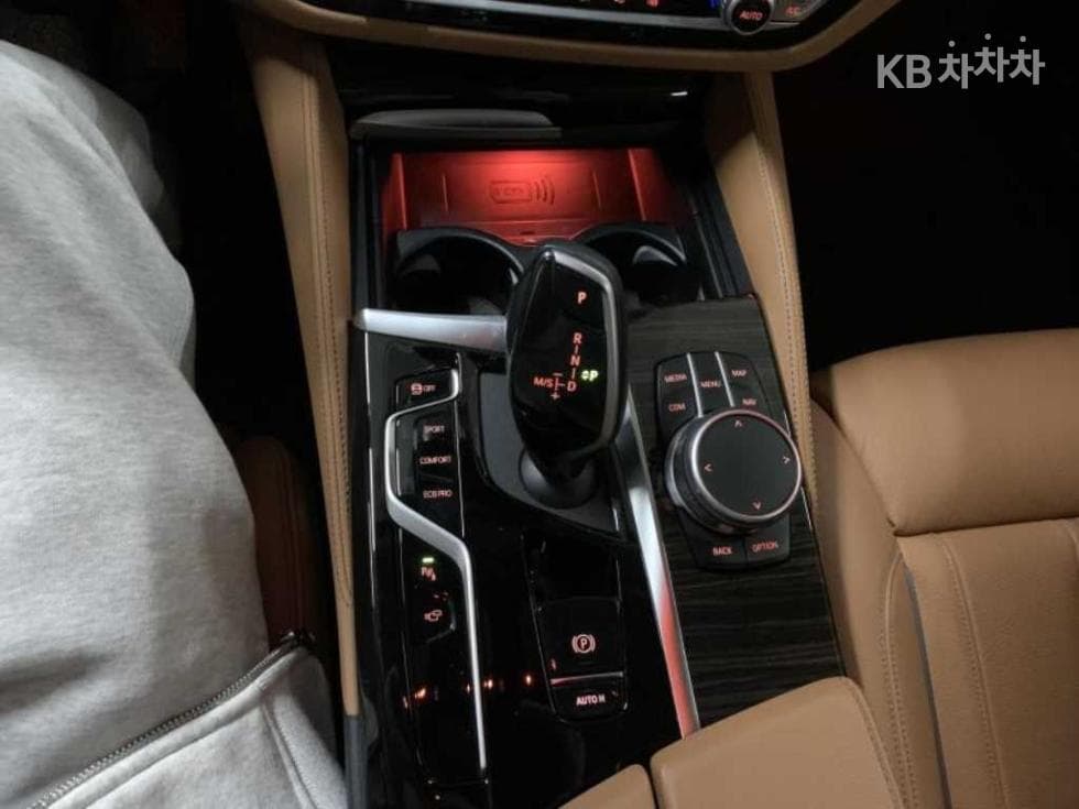 BMW 올Нов5 Серия (G30)520i M Sport - 10