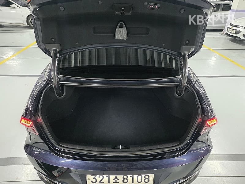 Хюндай The New (фейслифт) Grandeur (Azera)3.3 Exclusive - 8