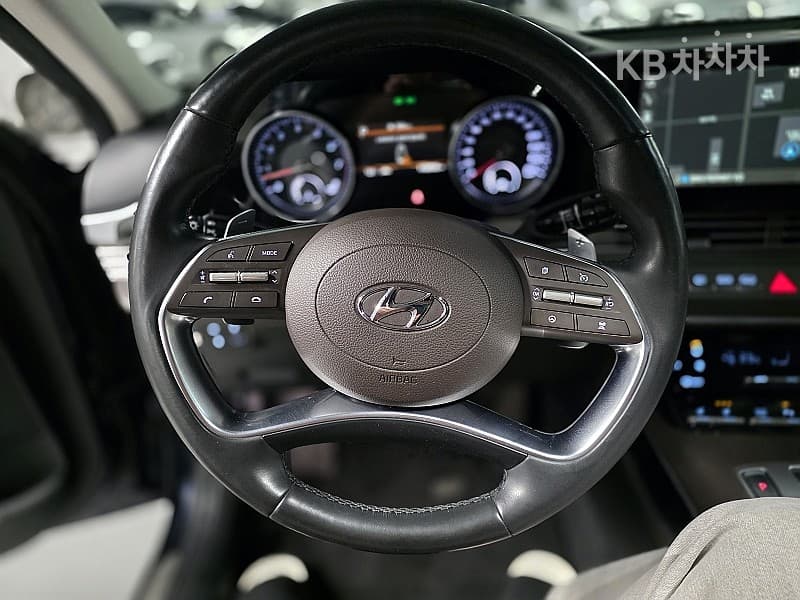 Хюндай The New (фейслифт) Grandeur (Azera)3.3 Exclusive - 10