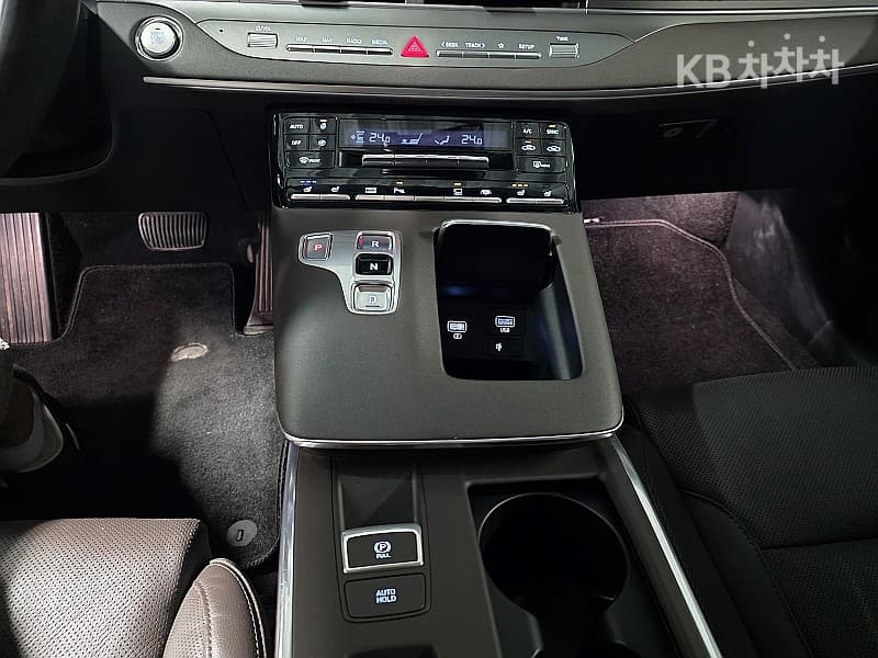 Хюндай The New (фейслифт) Grandeur (Azera)3.3 Exclusive - 12