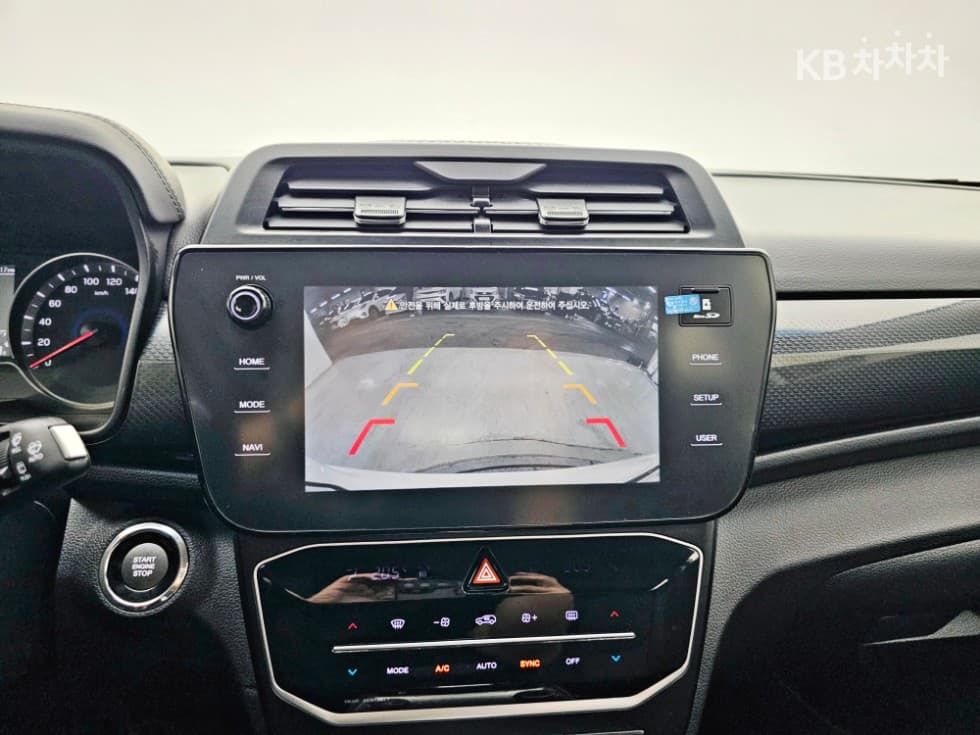 КейДжи Мобилити The New (фейслифт) Тиволи1.5 Турбо Бензин Директ Инжекция AWD V7 - 14