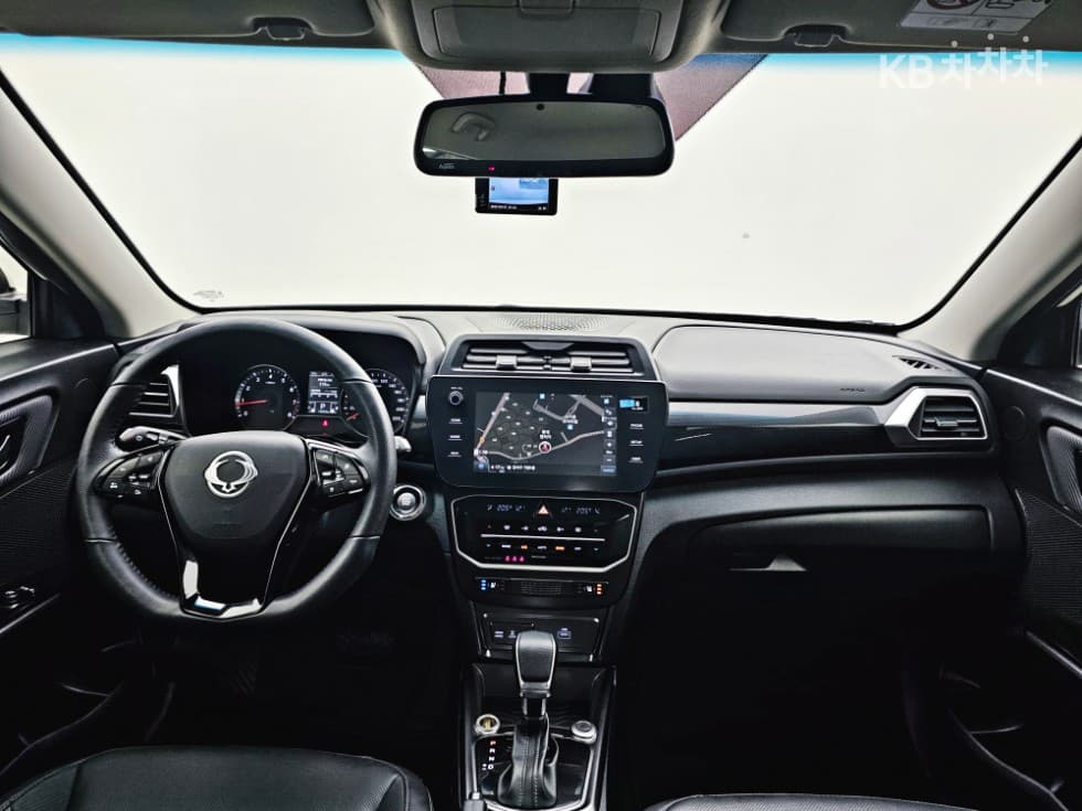КейДжи Мобилити The New (фейслифт) Тиволи1.5 Турбо Бензин Директ Инжекция AWD V7 - 19