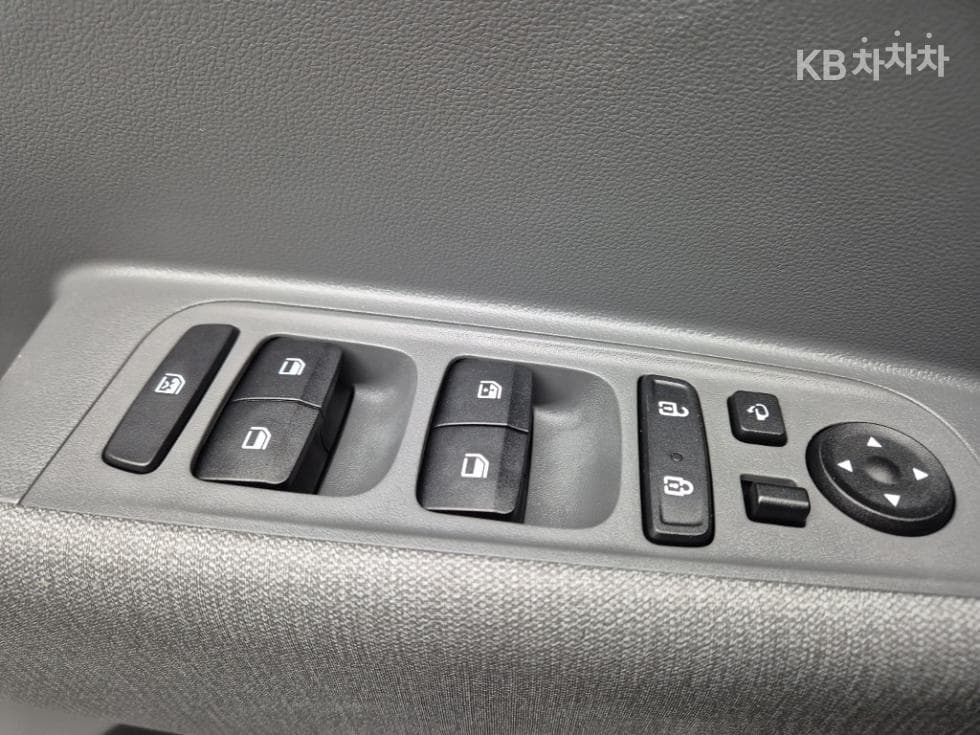 Hyundai Casper1.0 Turbo Gasoline 디 에센셜 - 18