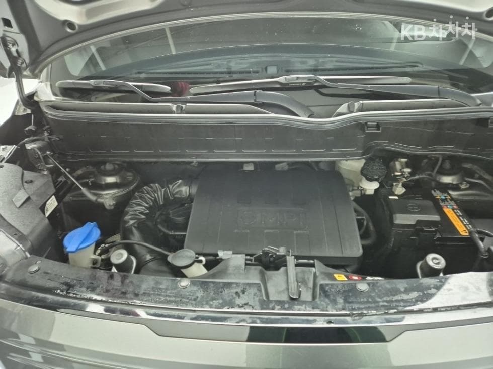 Kia The New (facelift) Kia Ray (van)1.0 Gasoline Signature - 5