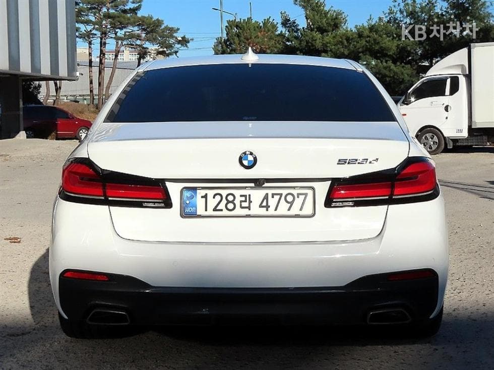 BMW 올New5 Series (G30)523d M Sport - 4