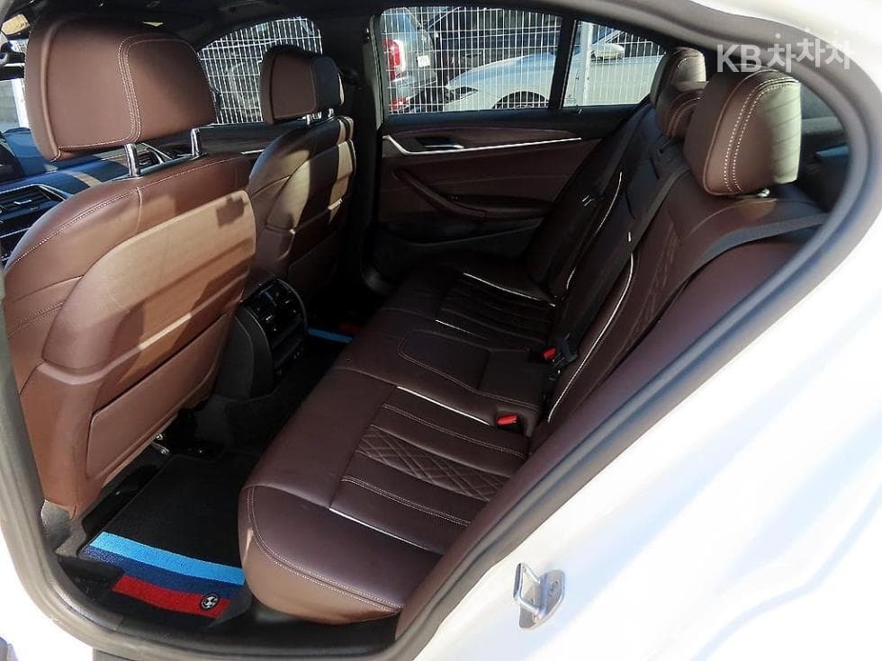 BMW 올New5 Series (G30)523d M Sport - 6