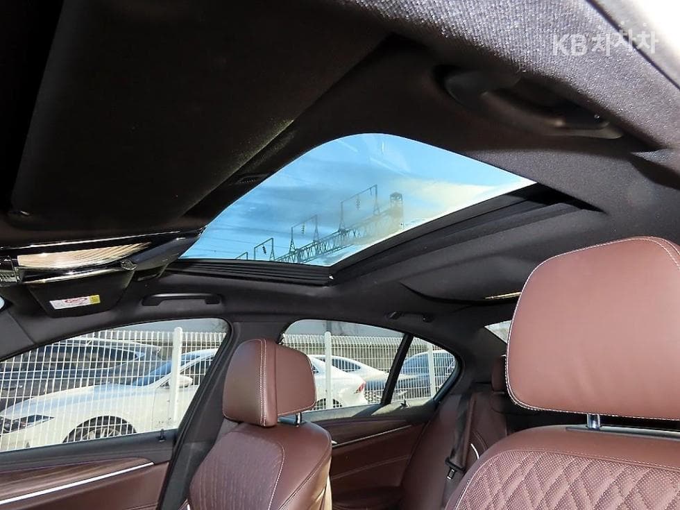 BMW 올New5 Series (G30)523d M Sport - 18