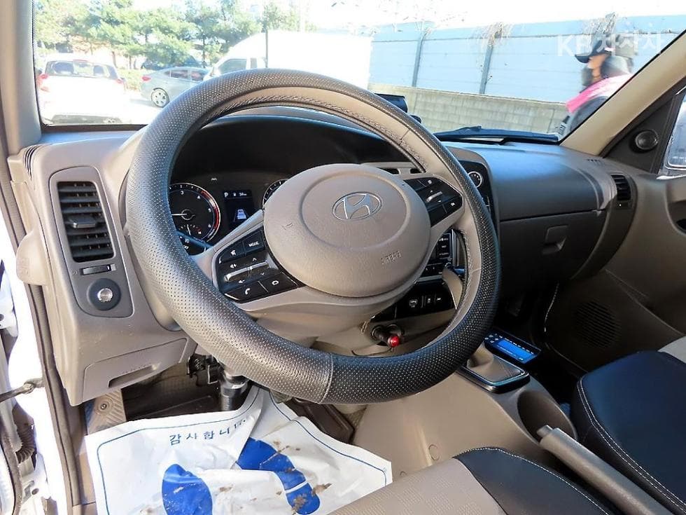 Хюндай Porter 2LPG 냉동Товарна надстройка차 Удължено междуосие Super Cab Смарт - 8