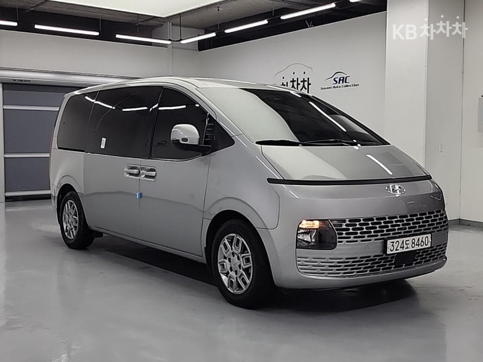Hyundai Staria2.2 Tourer 9 Modern - 4